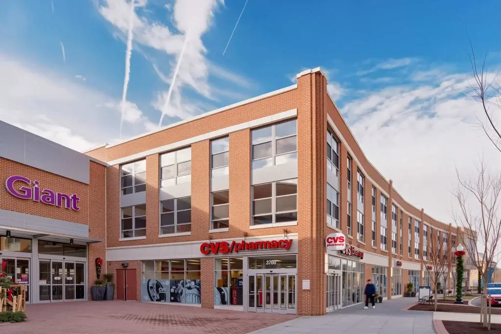 macomb gardens shopping